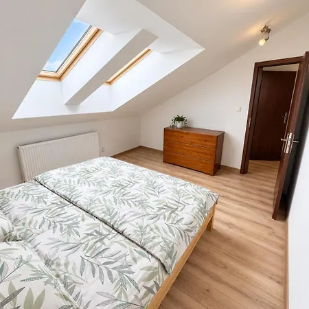 Loft - 100m2 V Centre Presova Apartmán